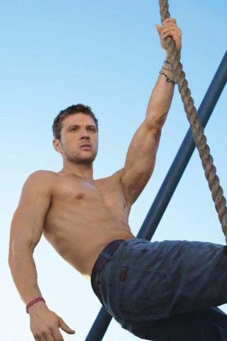 Ryan Phillippe Height, Weight, Shoe Size