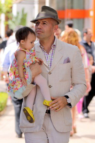 Billy Zane Height, Weight, Shoe Size