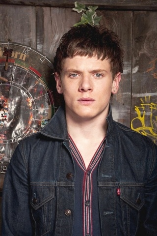 Jack O’Connell Height, Weight, Shoe Size