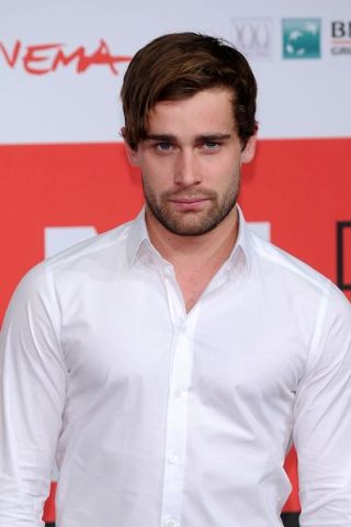 Christian Cooke Height, Weight, Shoe Size