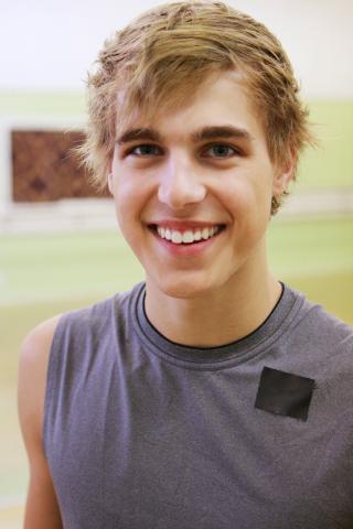 Cody Linley Height, Weight, Shoe Size