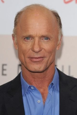 Ed Harris Height, Weight, Shoe Size