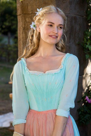 Lily James Height, Weight, Shoe Size