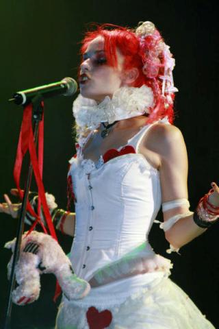 Emilie Autumn Height, Weight, Shoe Size