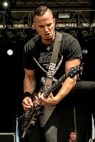 Mark Tremonti Height, Weight, Shoe Size