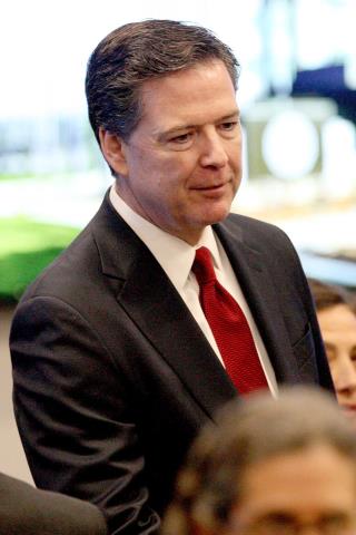 James Comey Height, Weight, Shoe Size