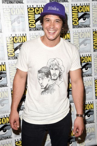 Bob Morley Height, Weight, Shoe Size